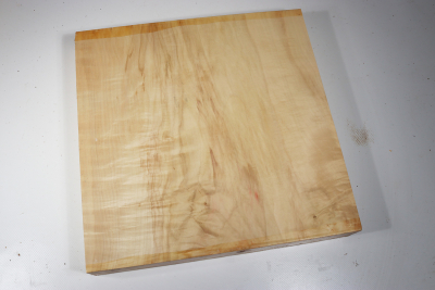 Klotz eschenblättriger Ahorn Maser 320x320x48mm - EsAh0223