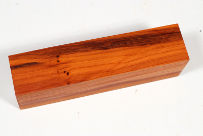 Knife Block Yew - Eib1606