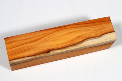 Knife Block Yew - Eib1607