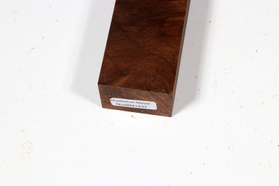 Messergriffblock Nussbaum Maser - NusBM1237