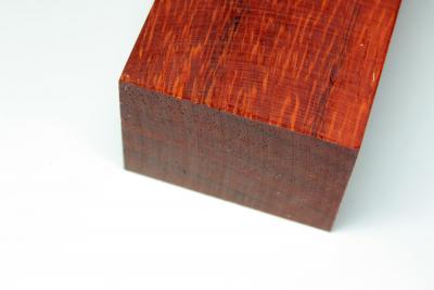 Messergriffblock Padouk, Korallenholz