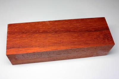 Messergriffblock Padouk, Korallenholz