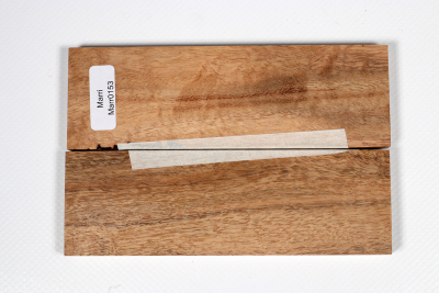Knife Scales Marri / Red Gum curly - Marr0153