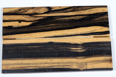 Knife Scales Royal white Ebony - Sweben0634