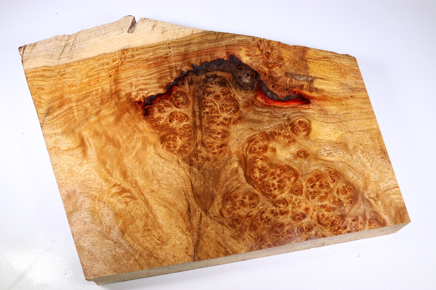 Maserplatte Amboina Maser 370x310x45mm - AmboM0512 - Feines Holz