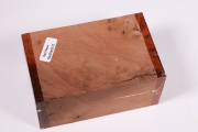 Block Red Resin Burl 110x70x50mm...